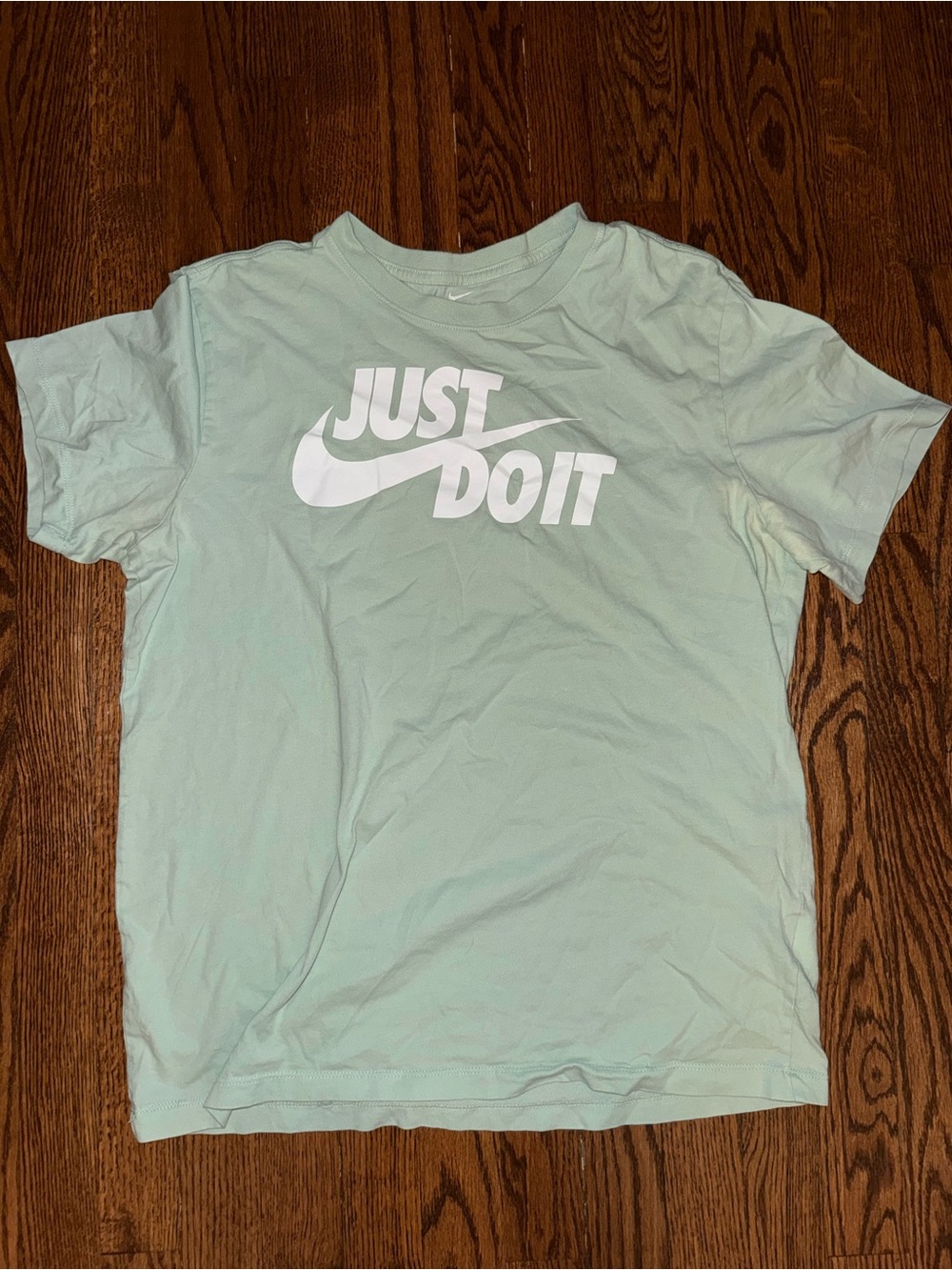 Nike Men’s Short Sleeve Tee in Mint Green with White 'Just Do It' Logo
